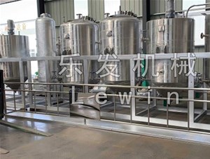 榨油機(jī)使用一段時間之后，如何清理油垢？