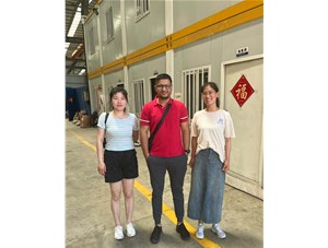 歡迎東南亞客戶來樂發(fā)工廠考察試機(jī)！